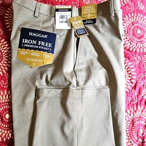 Haggar Men Iron Free Comfort Waistband Premium Khaki 34Waist with 20 Lenght